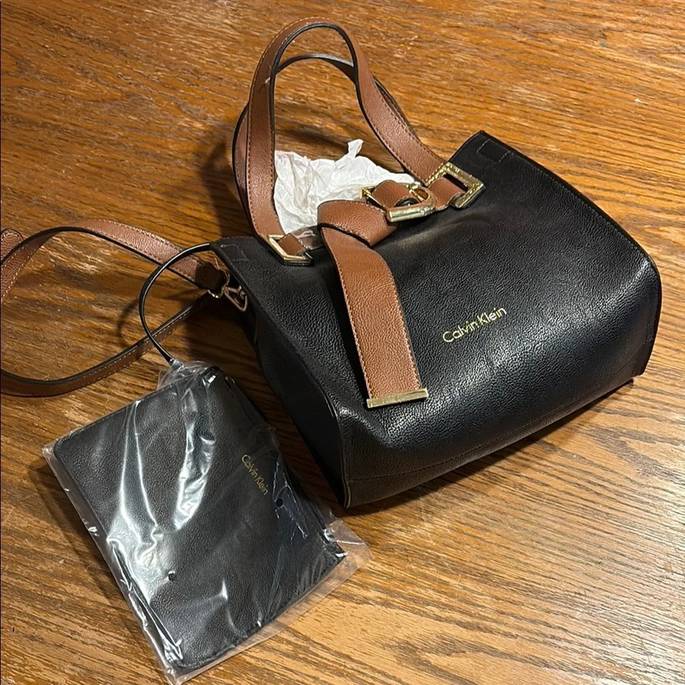 Calvin Klein Black and Tan Mini Bag - Picture 4 of 6